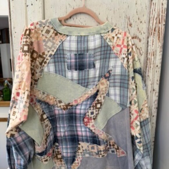 OLI & HALI PATCHWORK STAR TOP - Picture 5 of 13